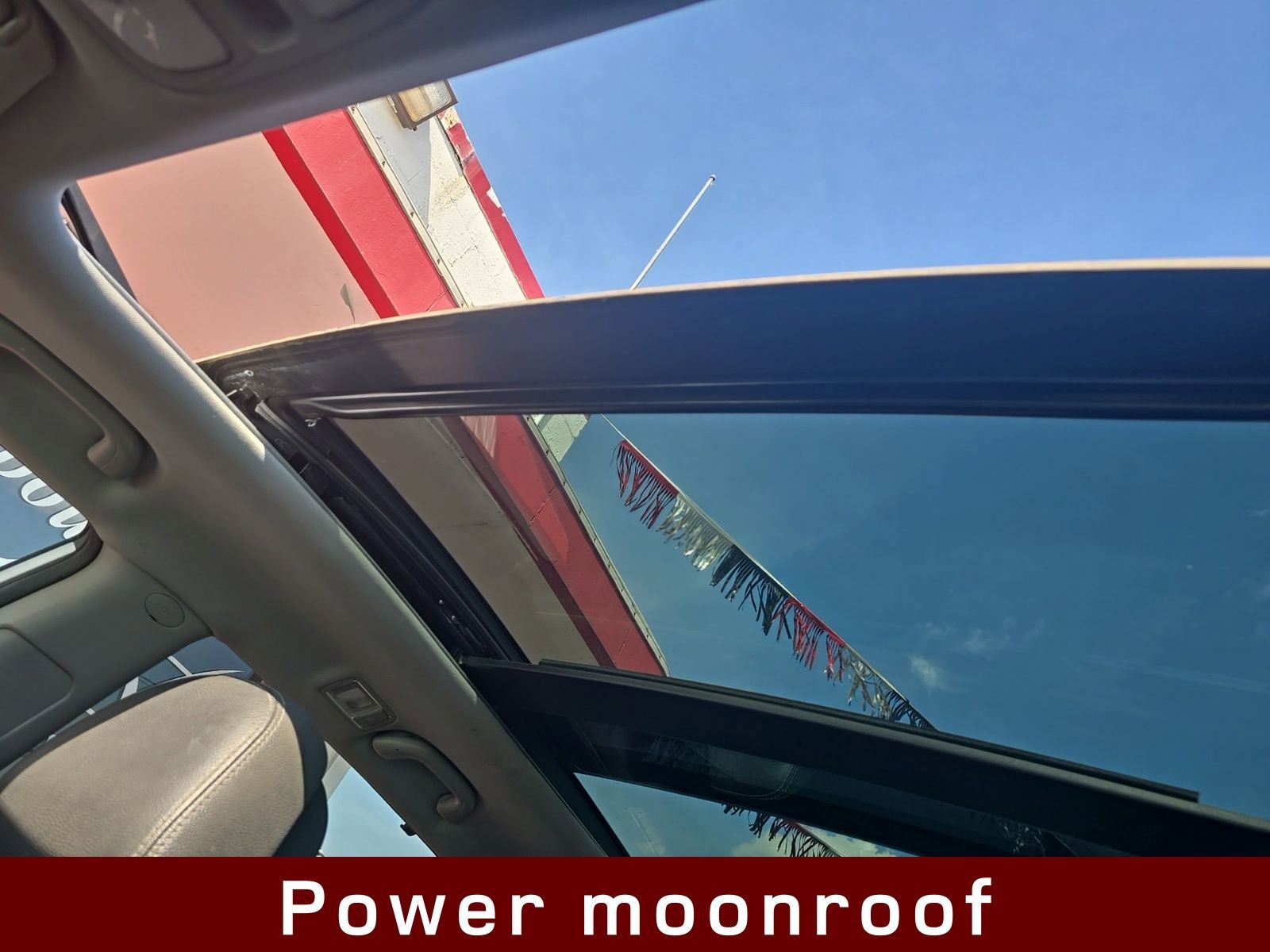 Used 2014 Kia Sorento SX w/ 3rd Row Package image 19