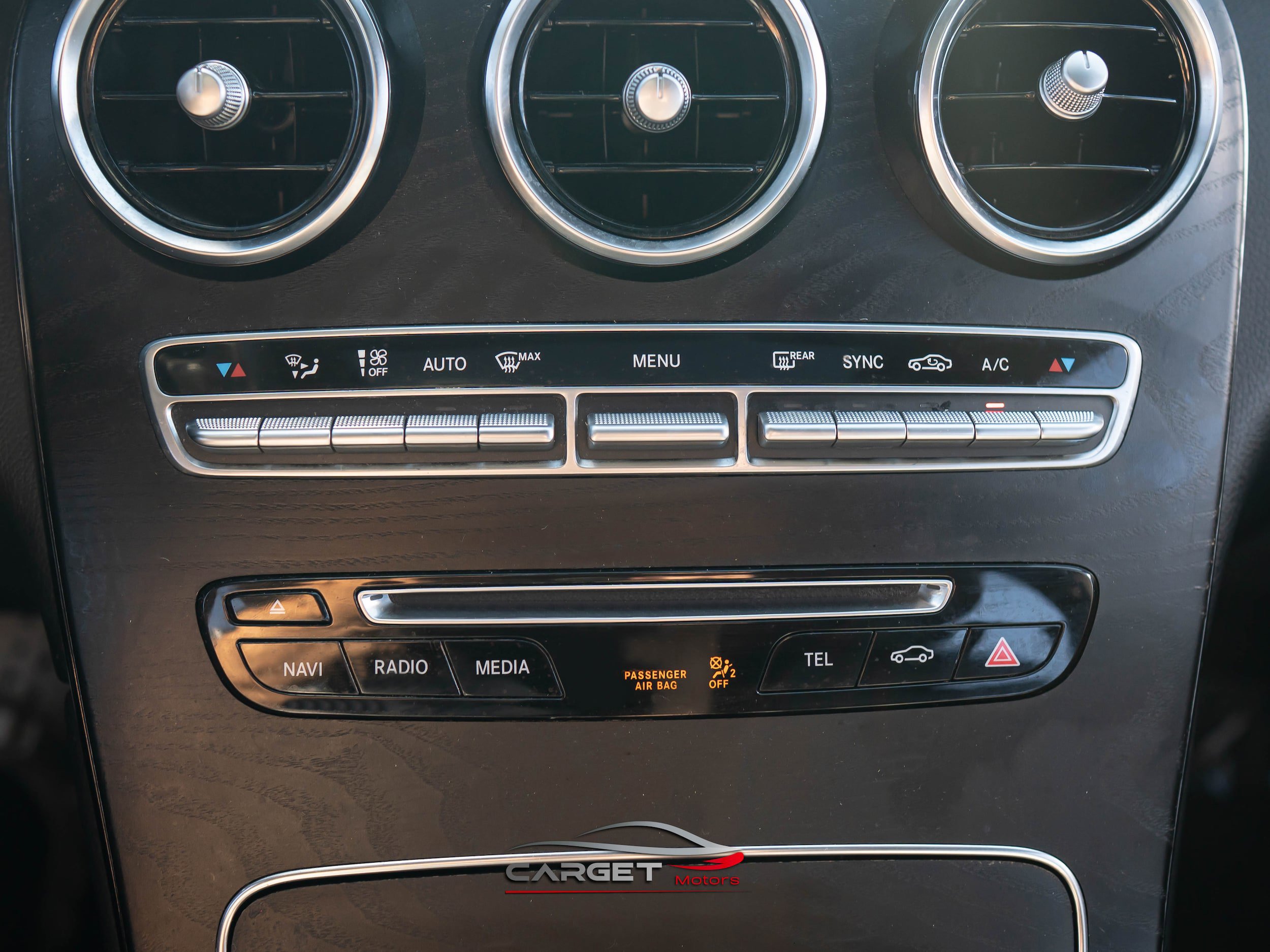 Used 2019 Mercedes-Benz GLC 300 4MATIC Coupe image 32