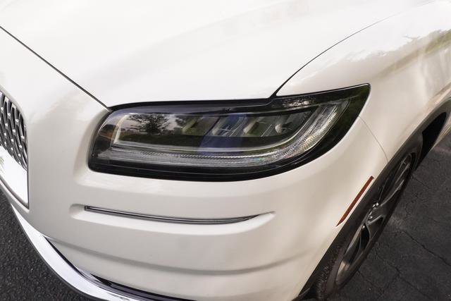 Used 2023 Lincoln Nautilus Reserve image 32