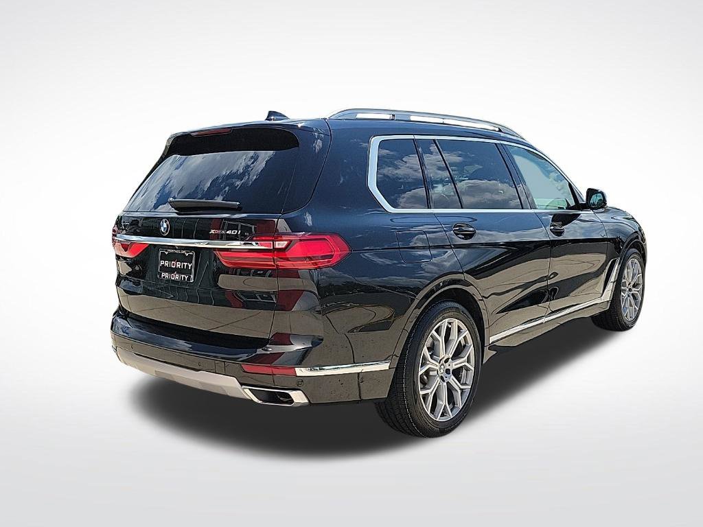 Used 2021 BMW X7 xDrive40i w/ Parking Assistance Package AWD/4WD image 4