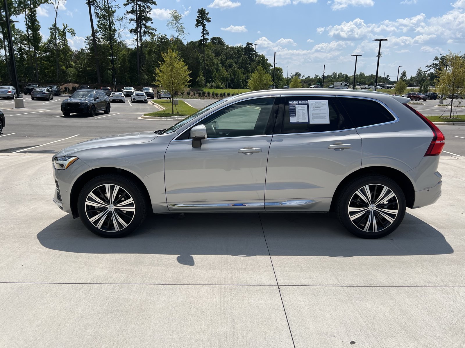 Used 2023 Volvo XC60 B5 Plus w/ Protection Package Premier FWD image 5