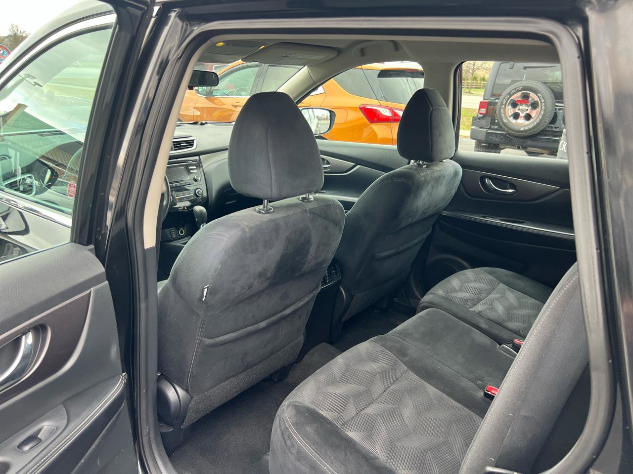 Used 2016 Nissan Rogue S image 12