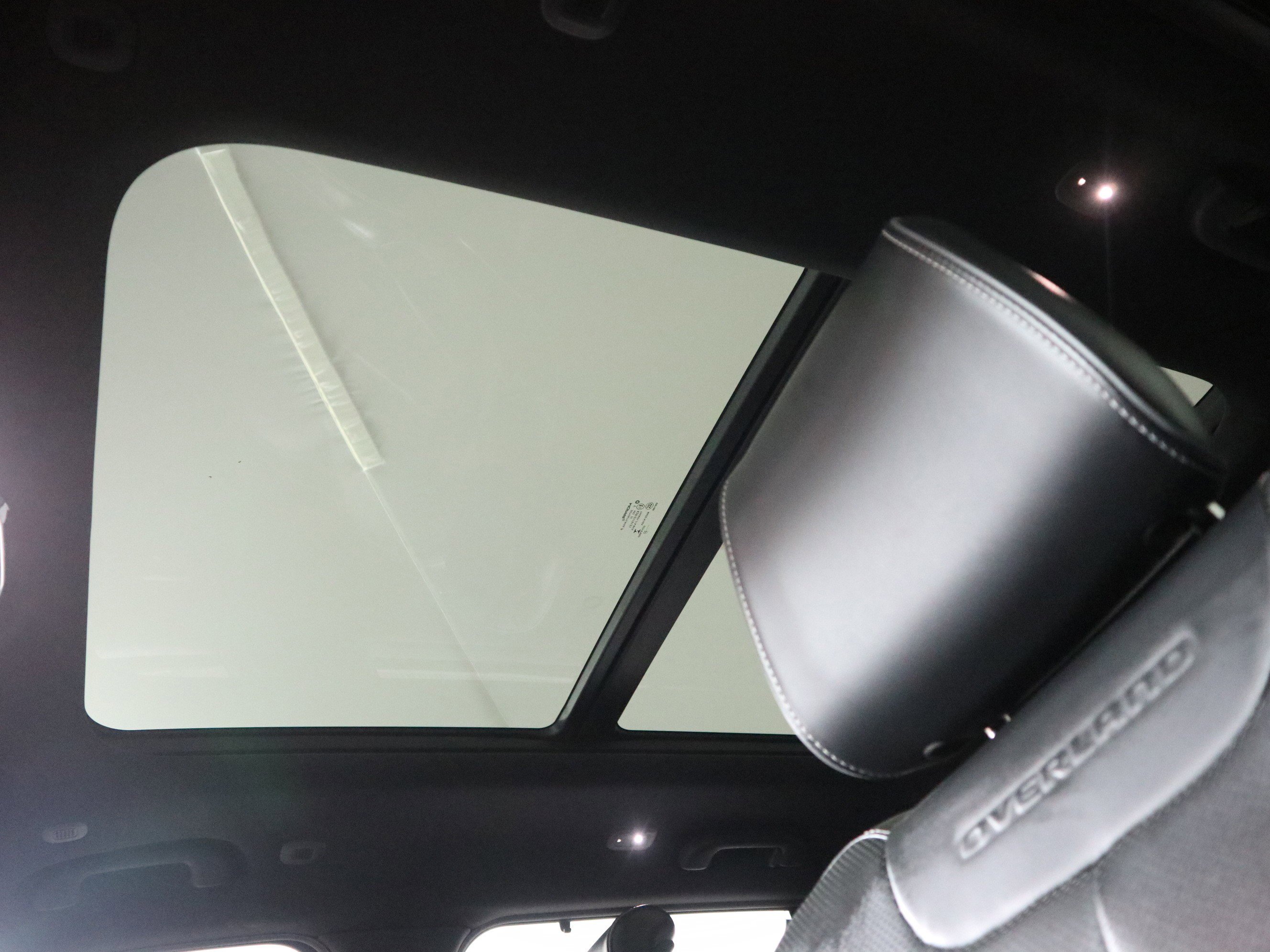 Used 2022 Jeep Grand Cherokee Overland w/ Luxury Tech Group IV image 36