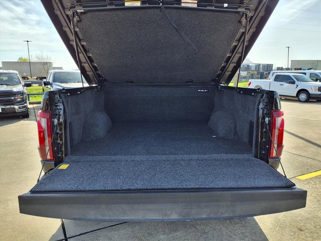 Used 2025 Ford F150 Lariat w/ Equipment Group 501A Mid image 31