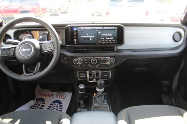 Used 2024 Jeep Wrangler Unlimited Sport AWD/4WD image 10