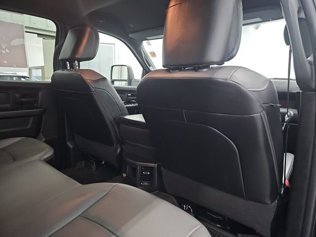 Used 2024 RAM 3500 Tradesman w/ Chrome Appearance Group AWD/4WD image 29