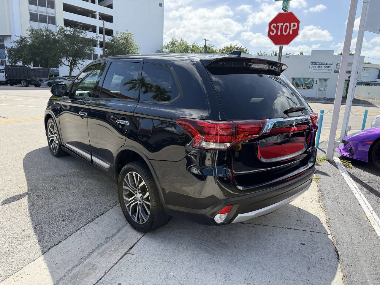 Used 2018 Mitsubishi Outlander LE FWD image 7