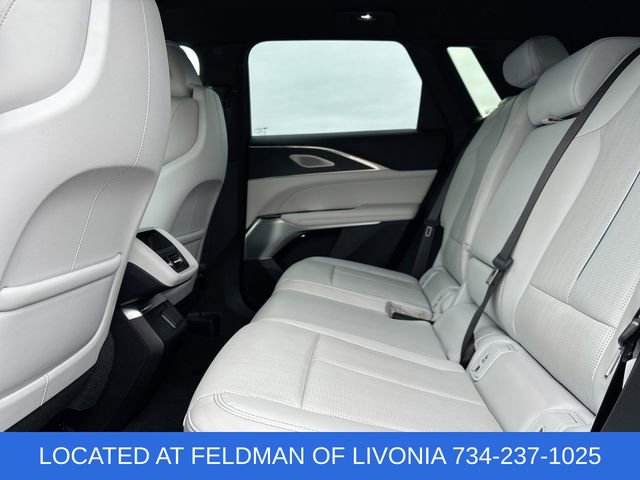 Used 2024 Cadillac Lyriq Luxury image 26