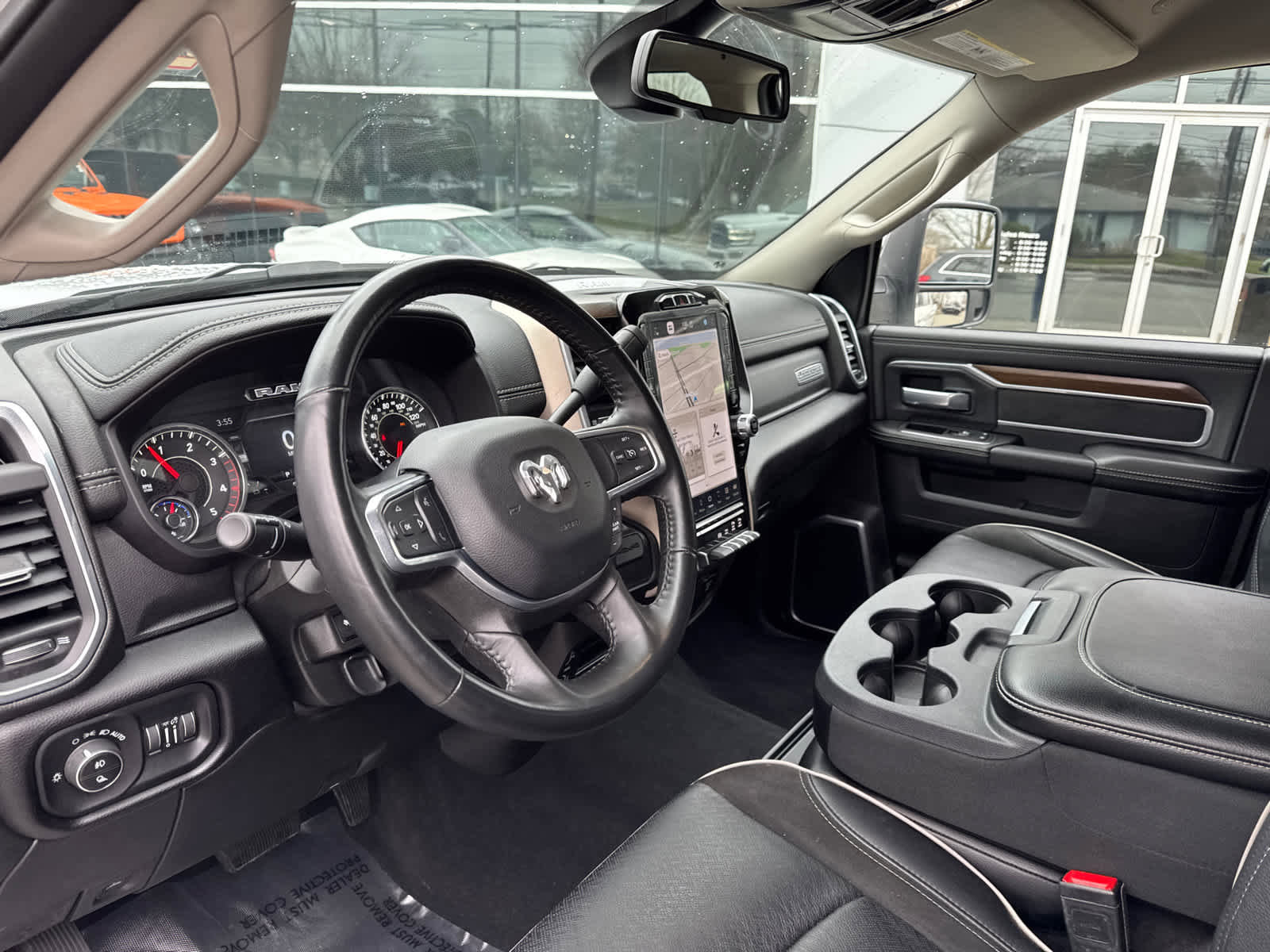 Used 2024 RAM 2500 Laramie image 12