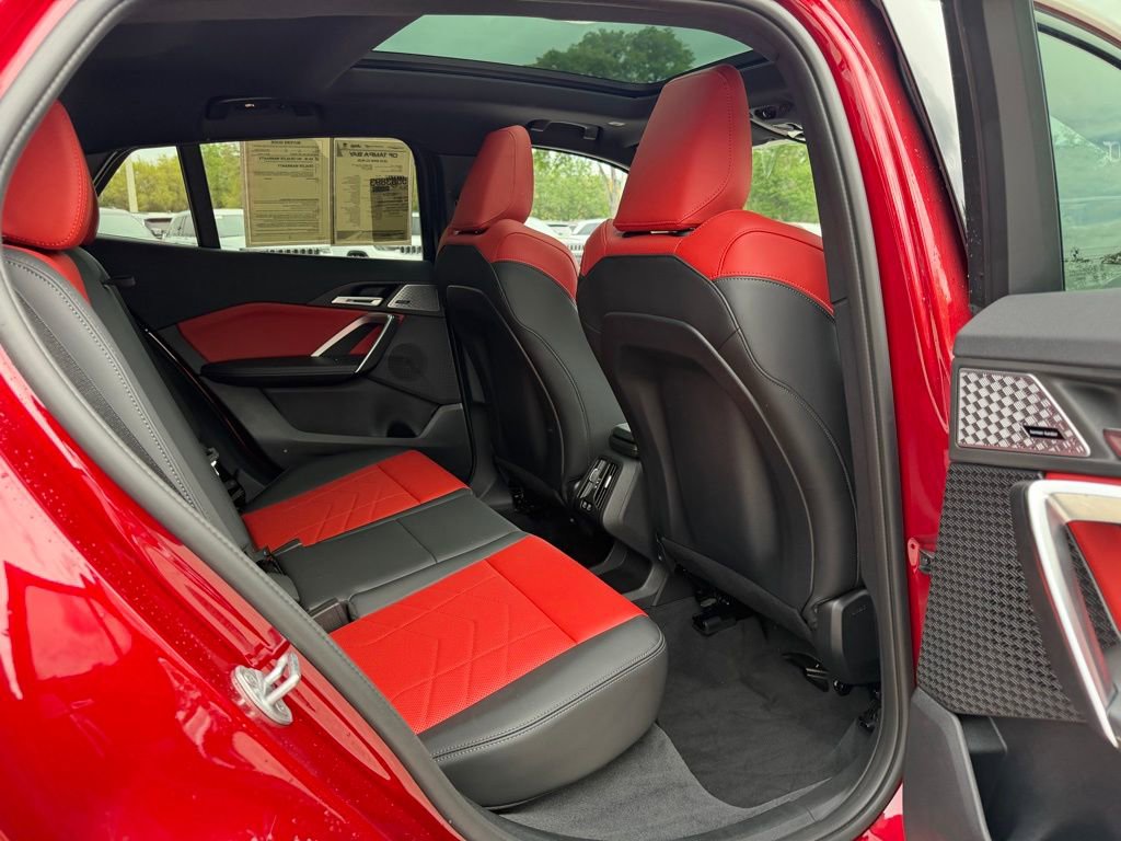 Used 2025 BMW X2 M35i image 31