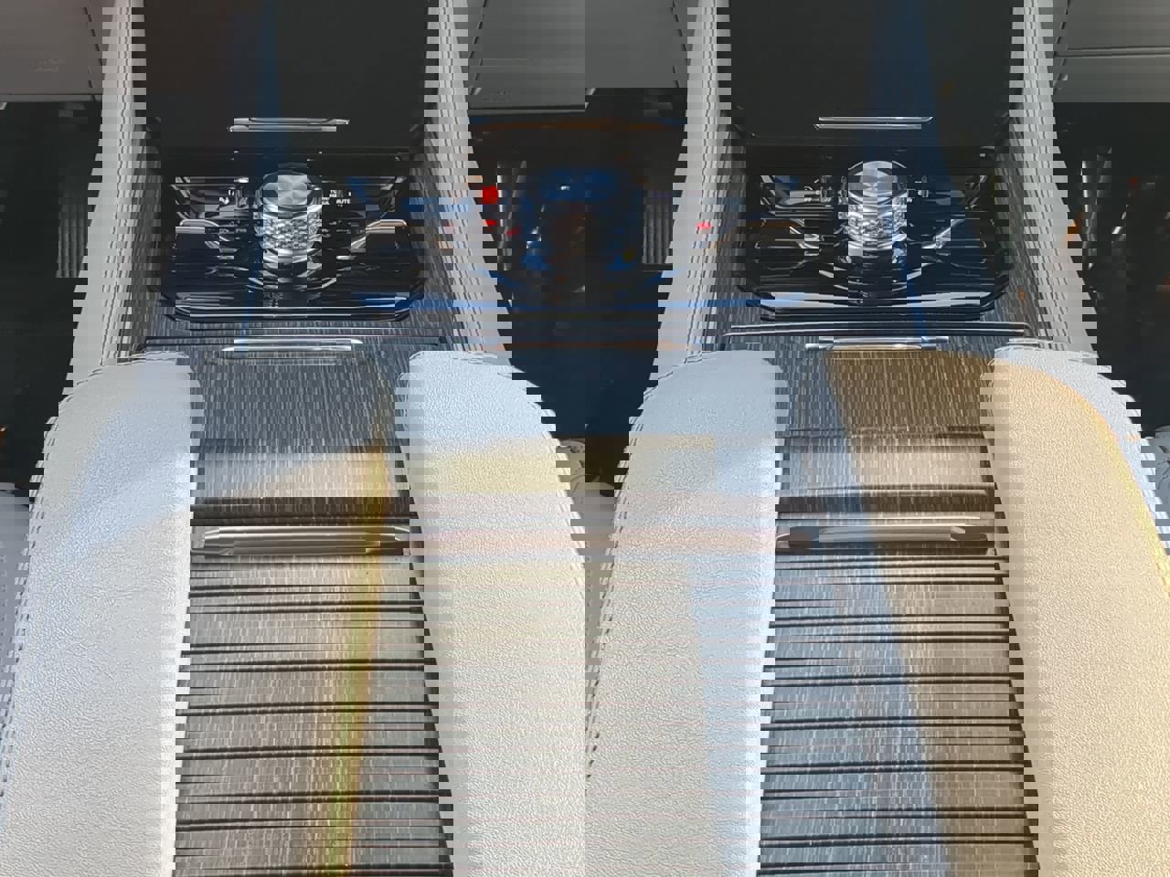 Used 2024 Jeep Wagoneer Series III image 19