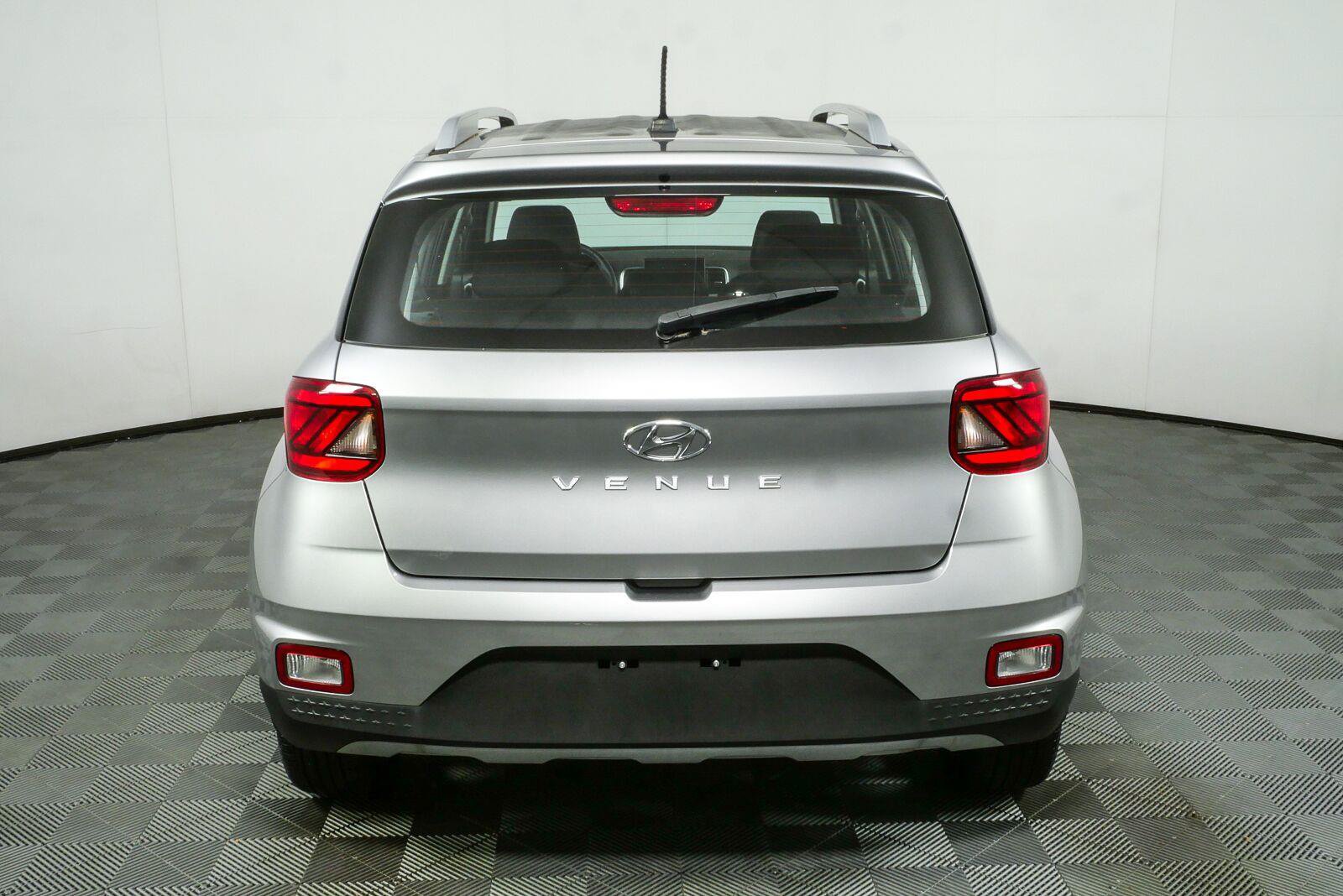 Used 2023 Hyundai Venue SEL w/ Cargo Package FWD image 25
