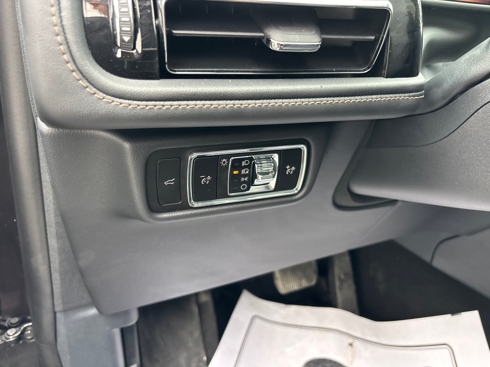 New 2026 Lincoln Aviator Reserve AWD/4WD image 14
