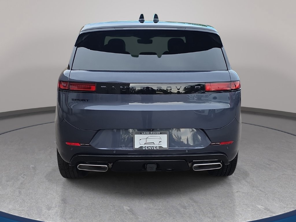 New 2027 Land Rover Range Rover Sport Dynamic SE AWD/4WD image 6