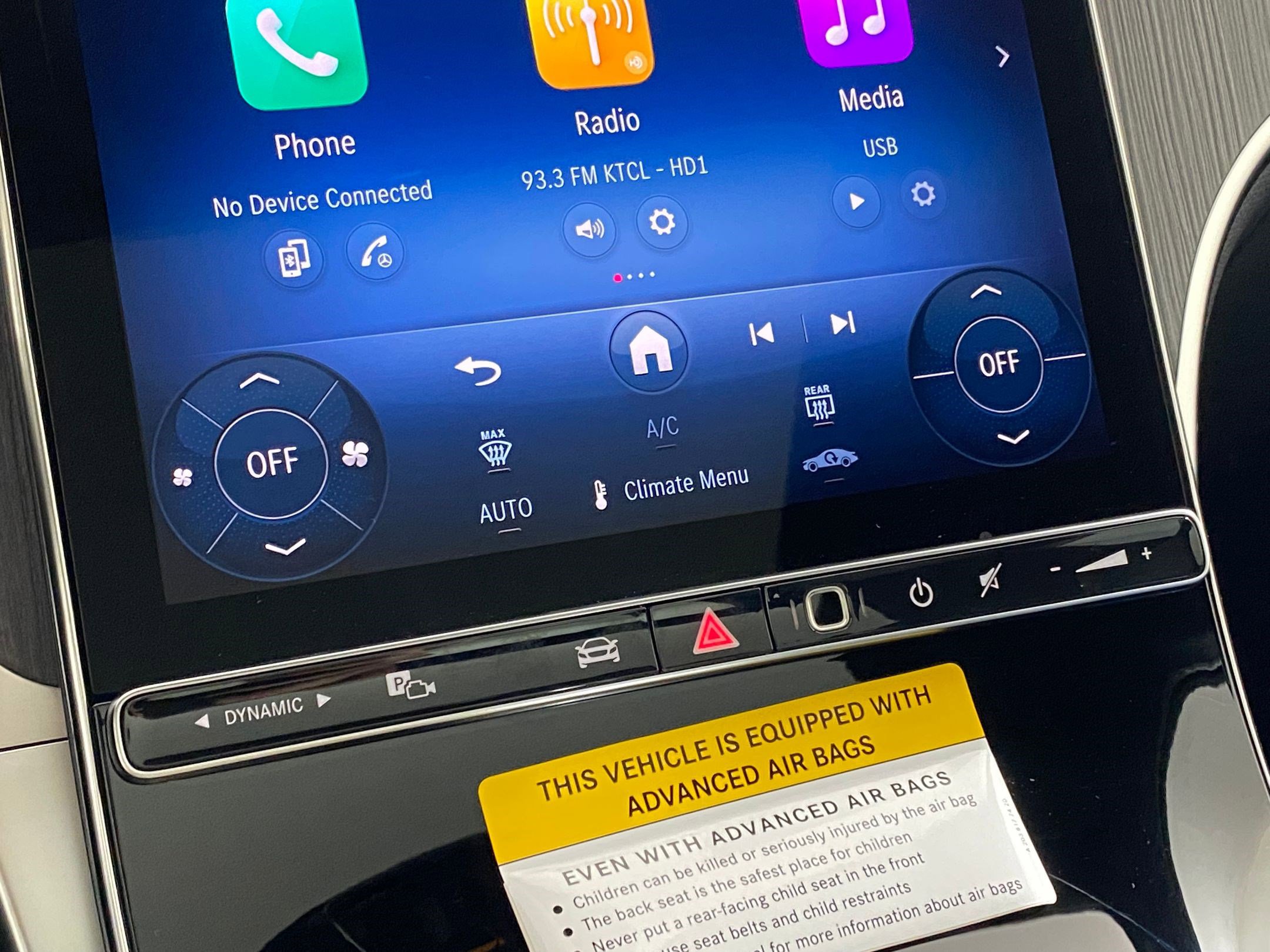 Used 2026 Mercedes-Benz GLC 300 4MATIC image 26