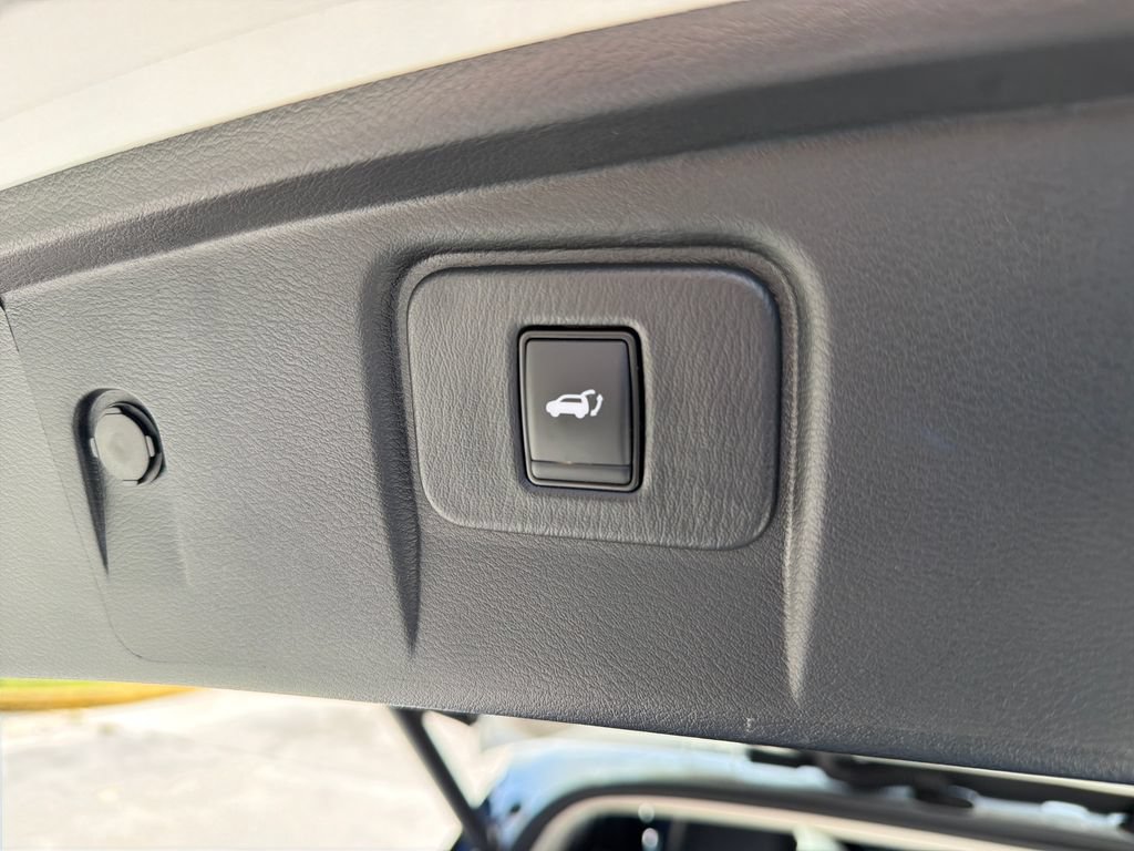 Certified 2024 Nissan Murano SL AWD/4WD image 36