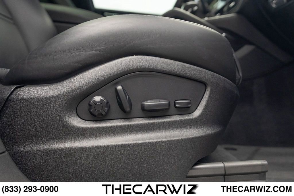 Used 2023 Porsche Cayenne Turbo AWD/4WD image 87