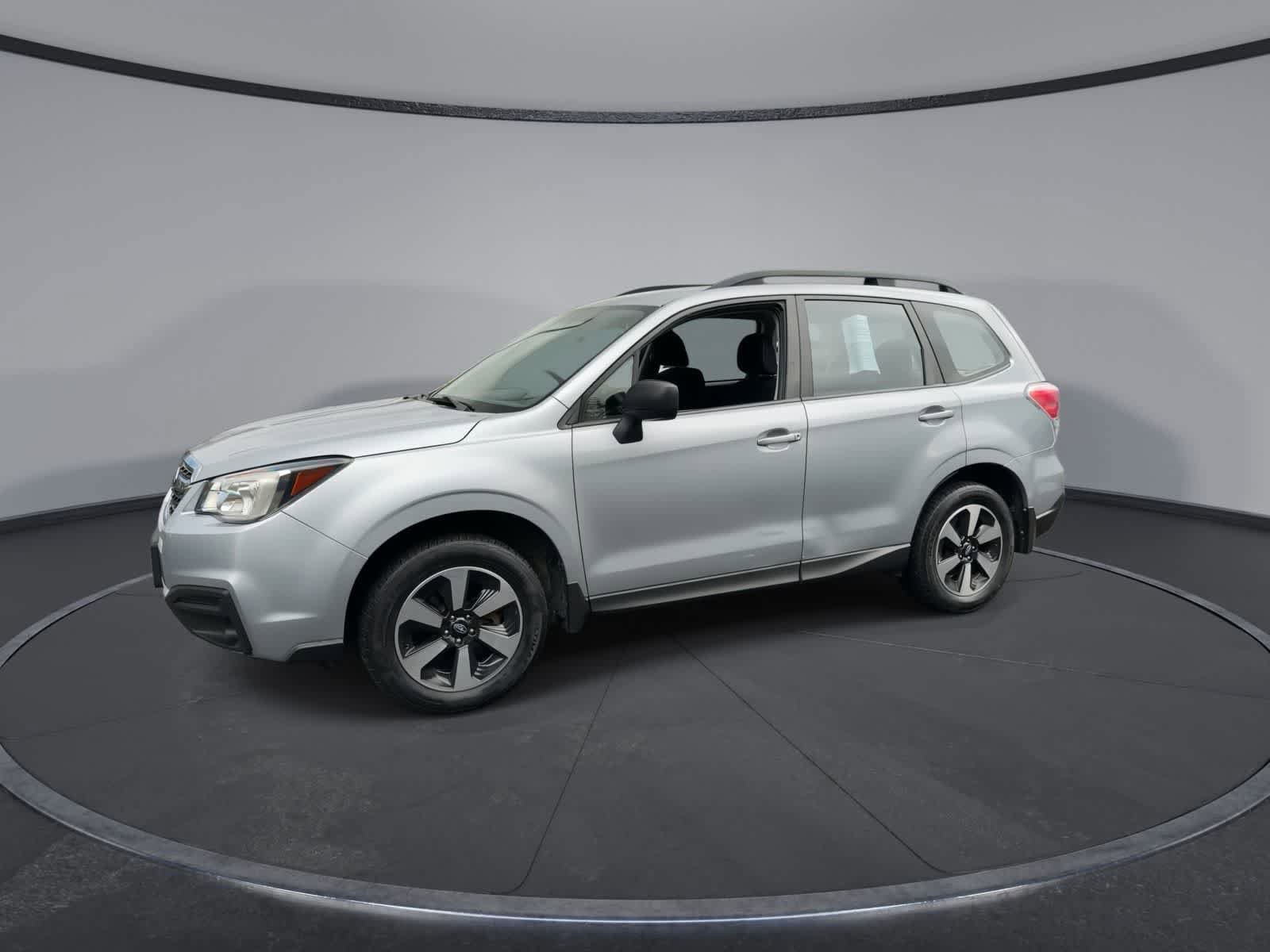 Used 2018 Subaru Forester 2.5i w/ Alloy Wheel Package AWD/4WD image 4
