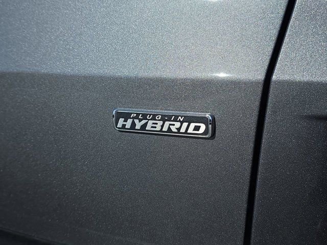 Used 2025 Ford Escape SE image 29