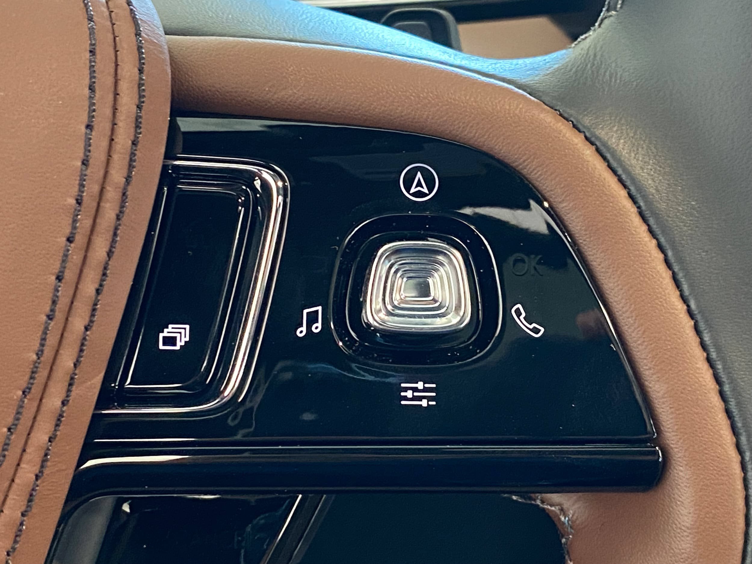 New 2026 Lincoln Aviator Reserve AWD/4WD image 22
