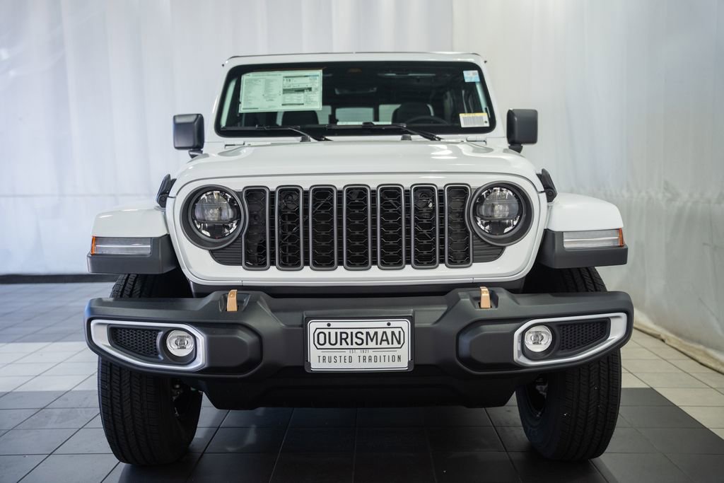 New 2026 Jeep Gladiator Sport AWD/4WD image 2
