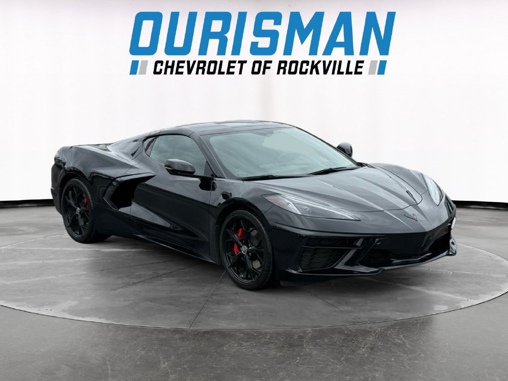 Used 2022 Chevrolet Corvette Stingray Preferred Cpe w/ Battery Protection Package RWD image 1