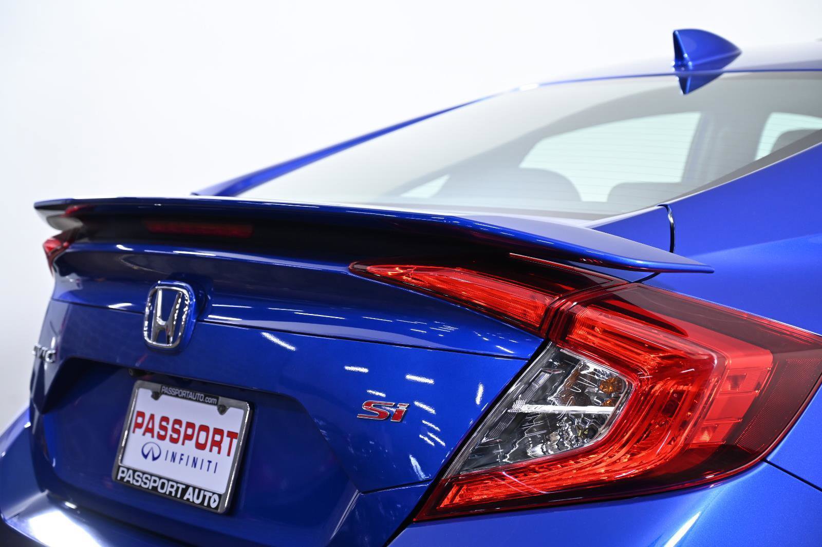 Used 2018 Honda Civic Si image 9
