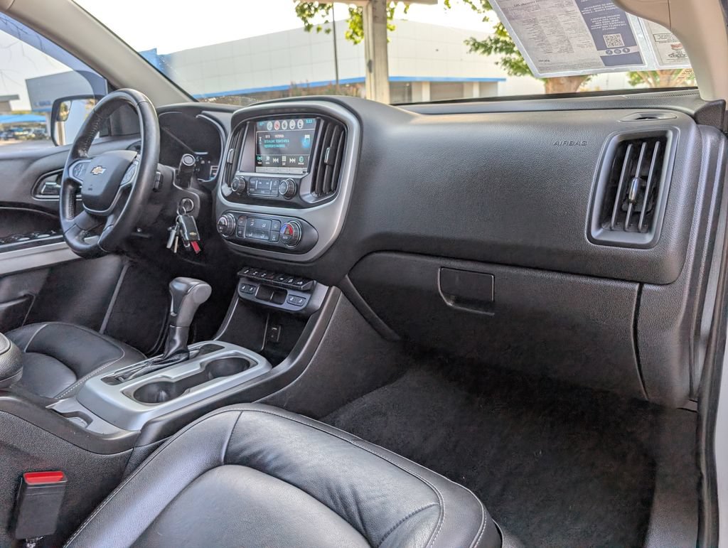 Certified 2018 Chevrolet Colorado ZR2 w/ ZR2 Dusk Special Edition AWD/4WD image 22