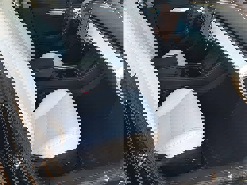 Used 2022 Tesla Model 3 Performance image 12