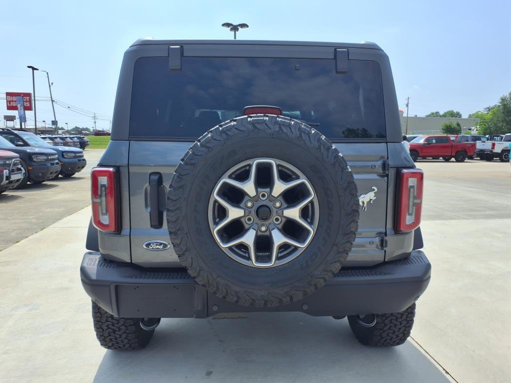 New 2025 Ford Bronco Badlands image 4