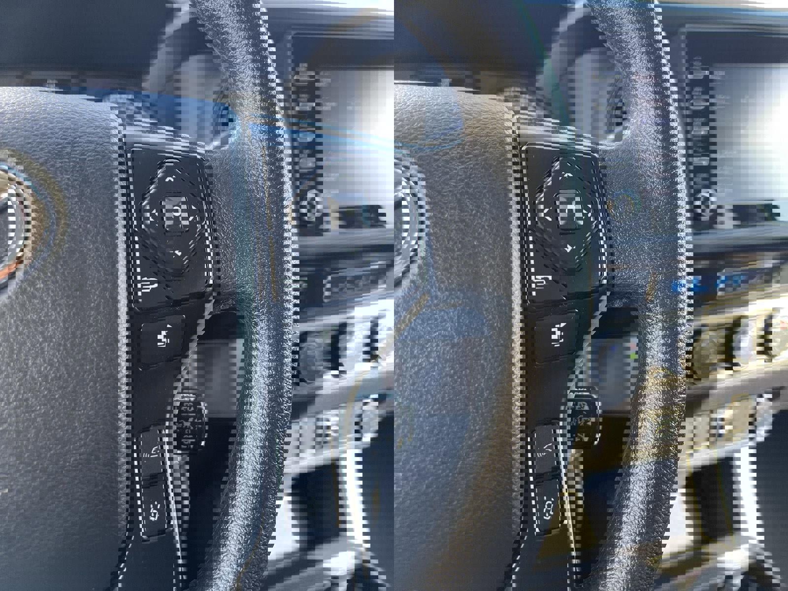 Used 2022 Toyota Tacoma SR image 19