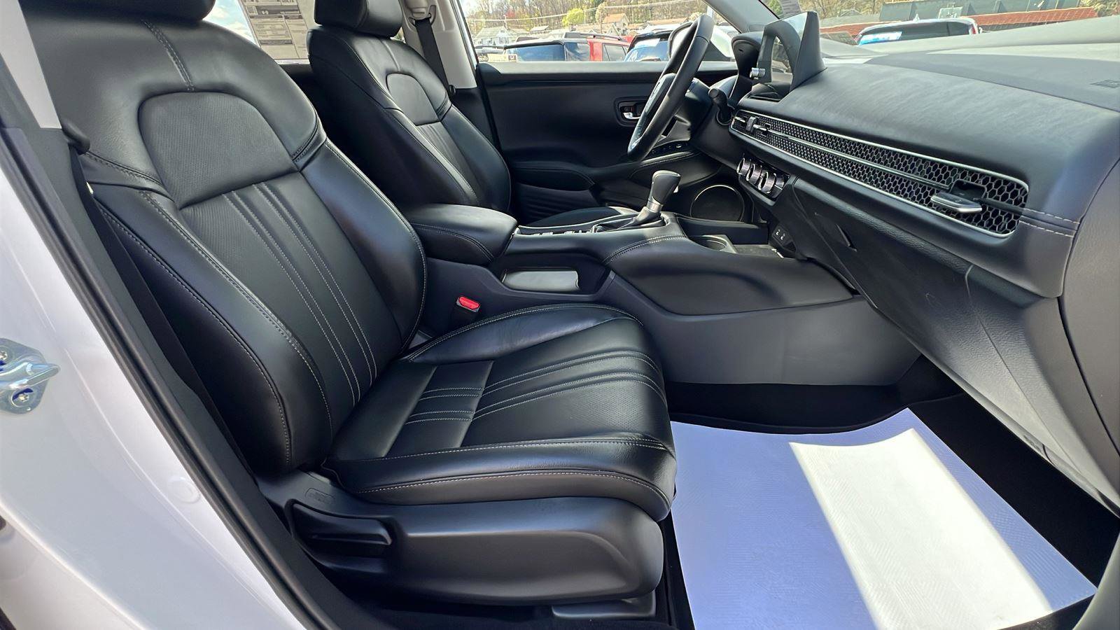 New 2026 Honda HR-V EX-L image 13