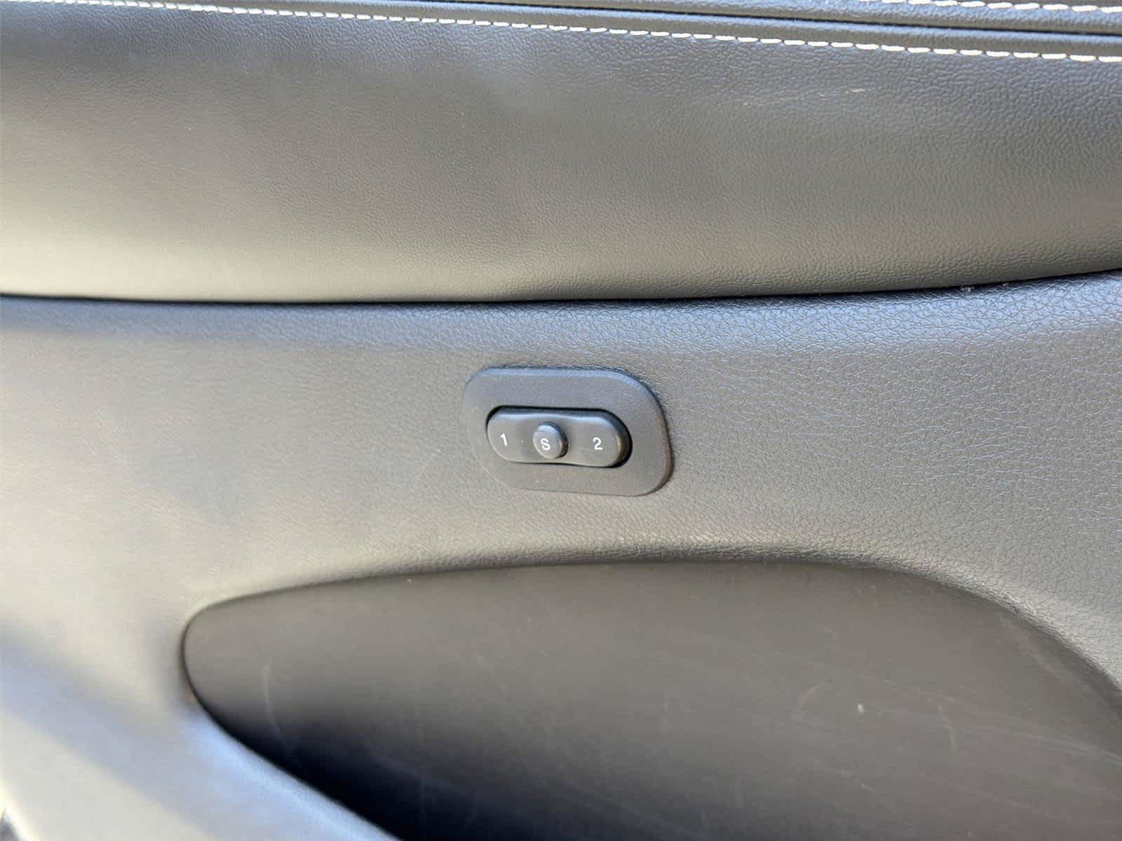 Used 2017 Jeep Grand Cherokee Limited RWD image 40