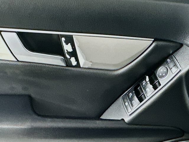 Used 2013 Mercedes-Benz C 250 Sedan image 17