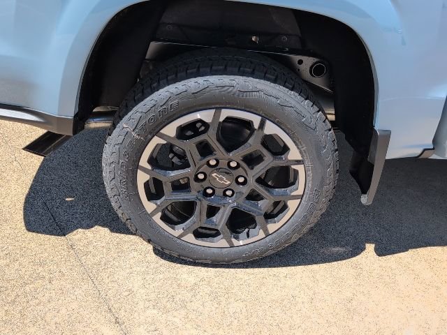 New 2026 Chevrolet Colorado Z71 w/ Technology Package AWD/4WD image 3