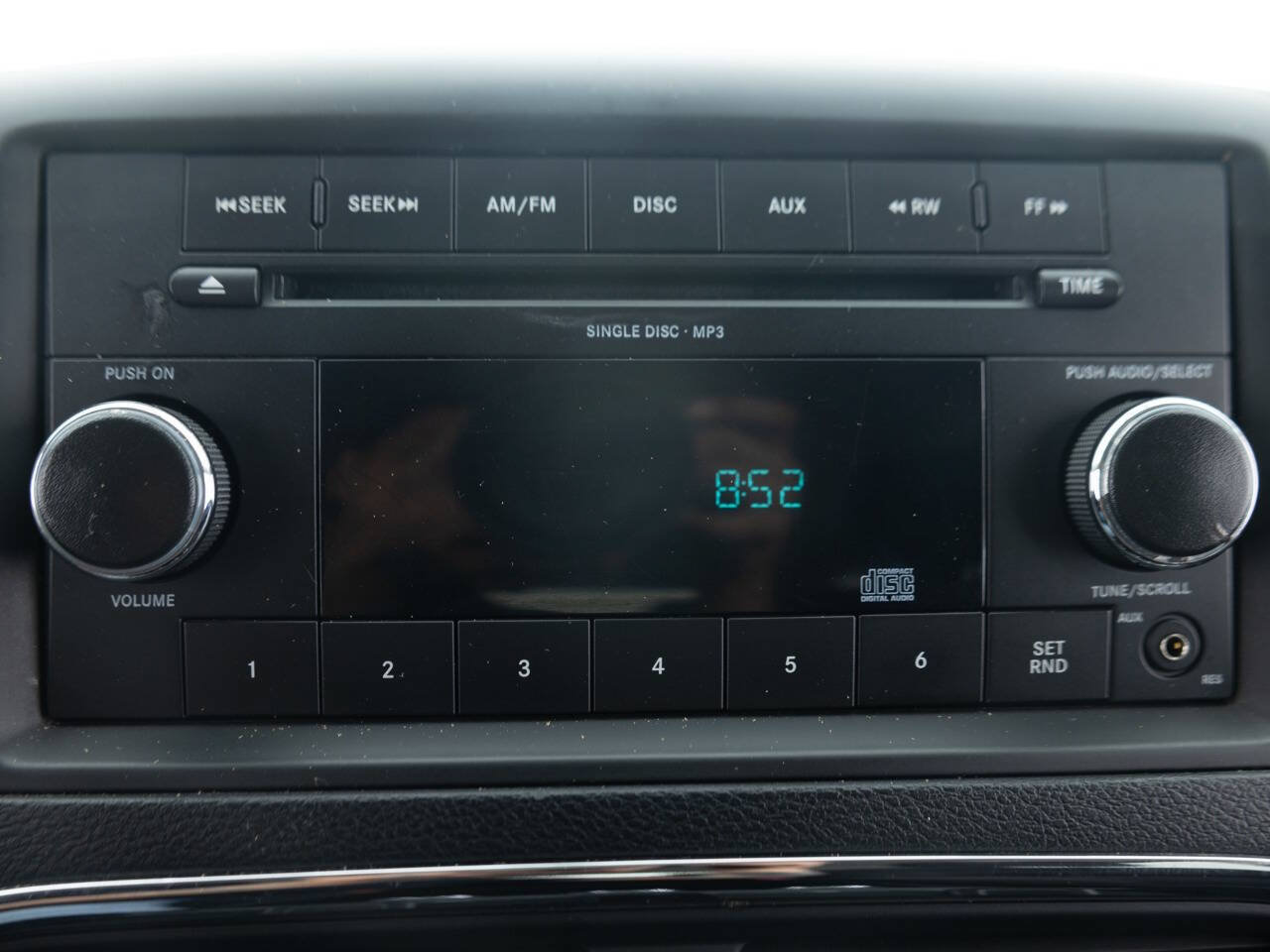 Used 2011 Dodge Grand Caravan Express FWD image 34