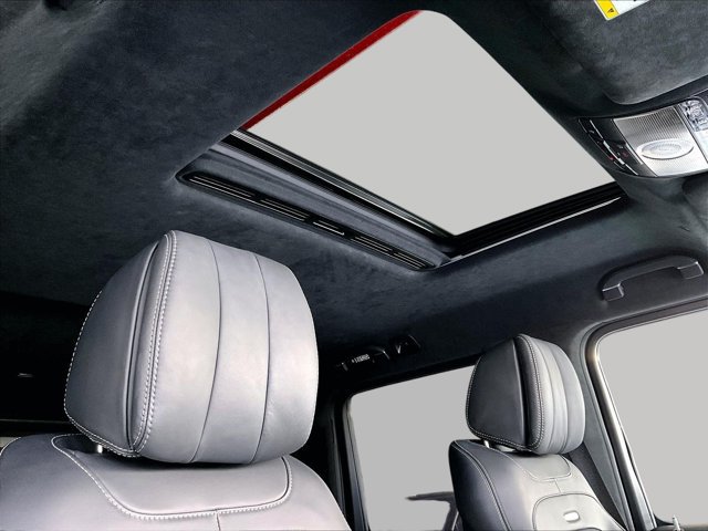 Certified 2024 Mercedes-Benz G 63 AMG 4MATIC w/ Seat Comfort Package image 17