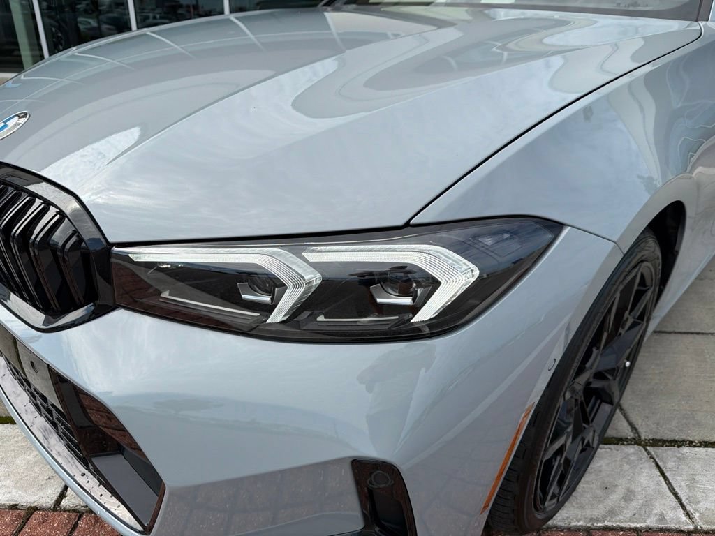 New 2026 BMW 330i Sedan w/ M Sport Package RWD image 11