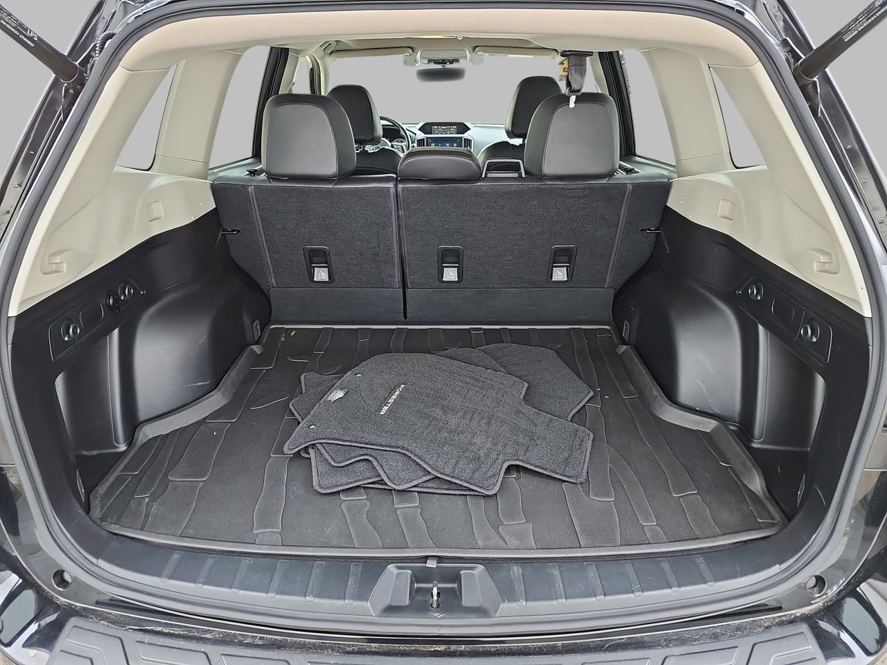 Used 2019 Subaru Forester Limited image 15