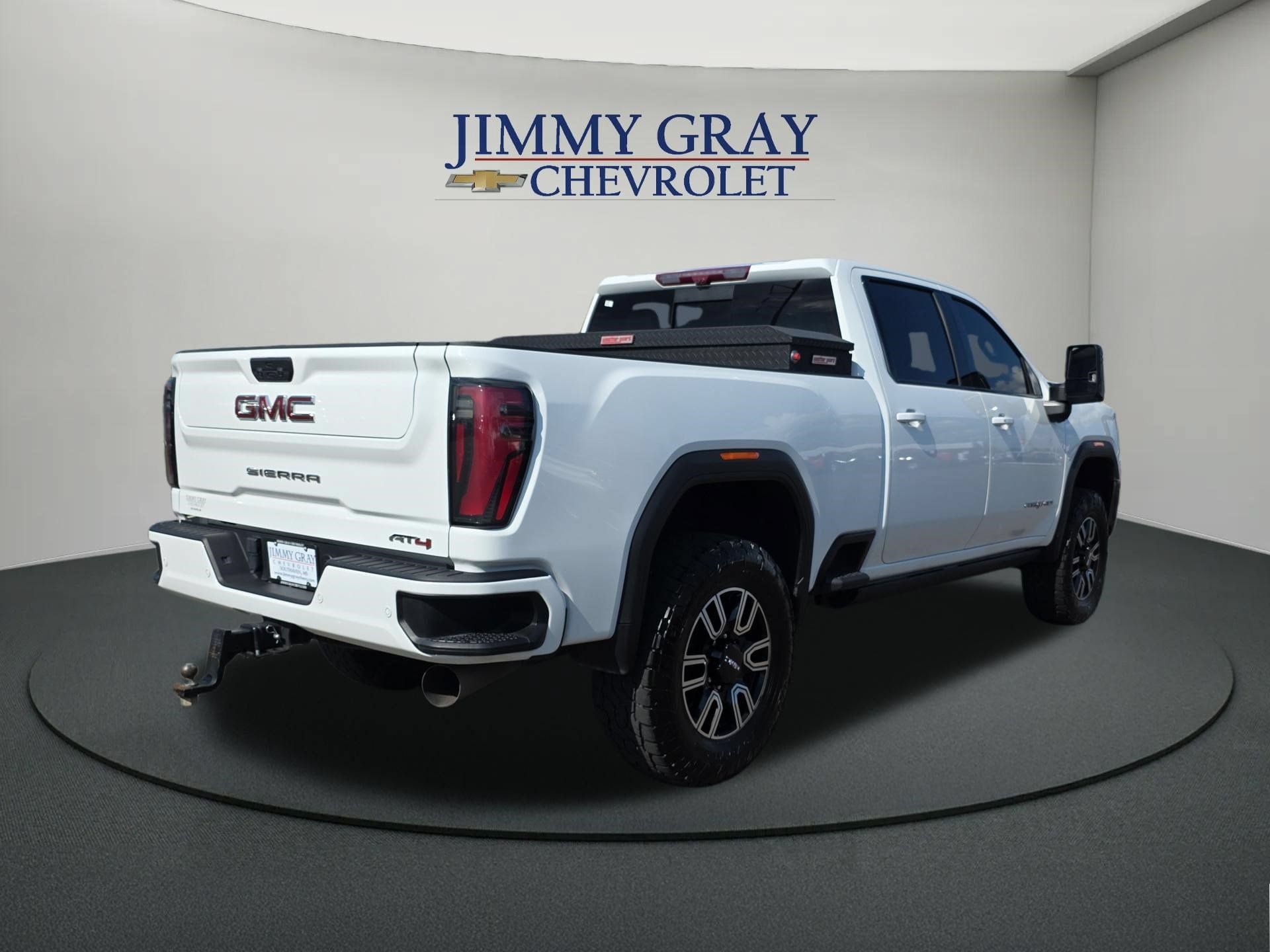 Used 2024 GMC Sierra 2500 AT4 w/ AT4 Premium Plus Package AWD/4WD image 5