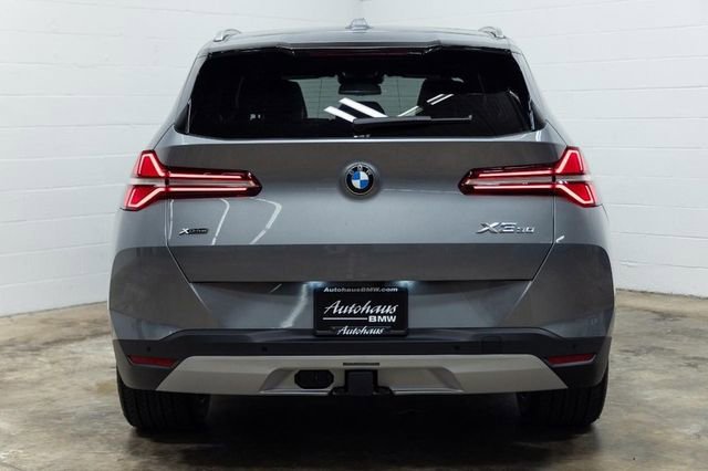 Certified 2025 BMW X3 xDrive30i w/ Premium Package AWD/4WD image 9