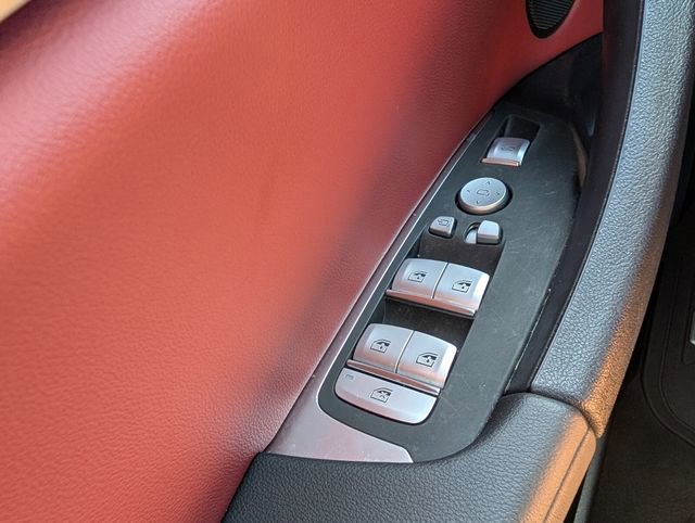 Used 2024 BMW X3 sDrive30i w/ Premium Package image 40