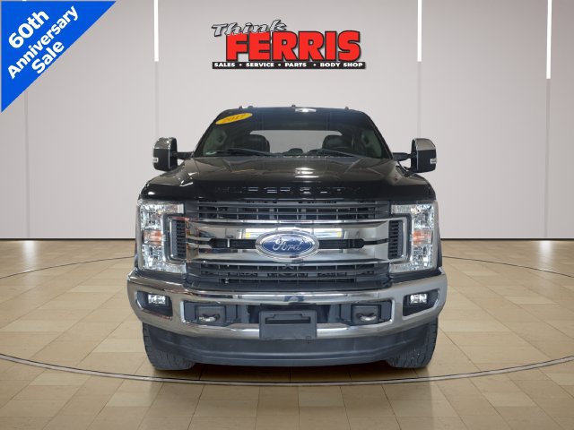 Used 2017 Ford F250 XLT w/ XLT Premium Package AWD/4WD image 8