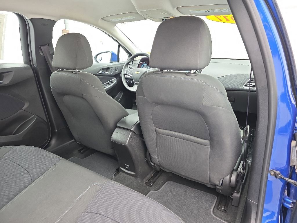 Used 2017 Chevrolet Cruze LT w/ Convenience Package FWD image 42