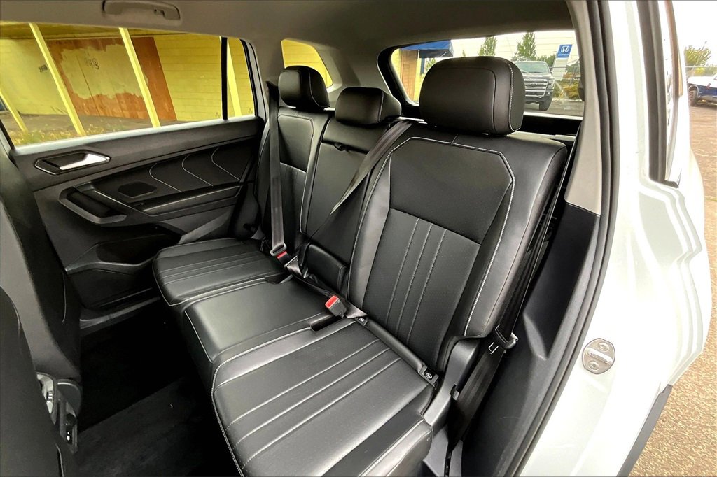 Used 2022 Volkswagen Tiguan SE image 20