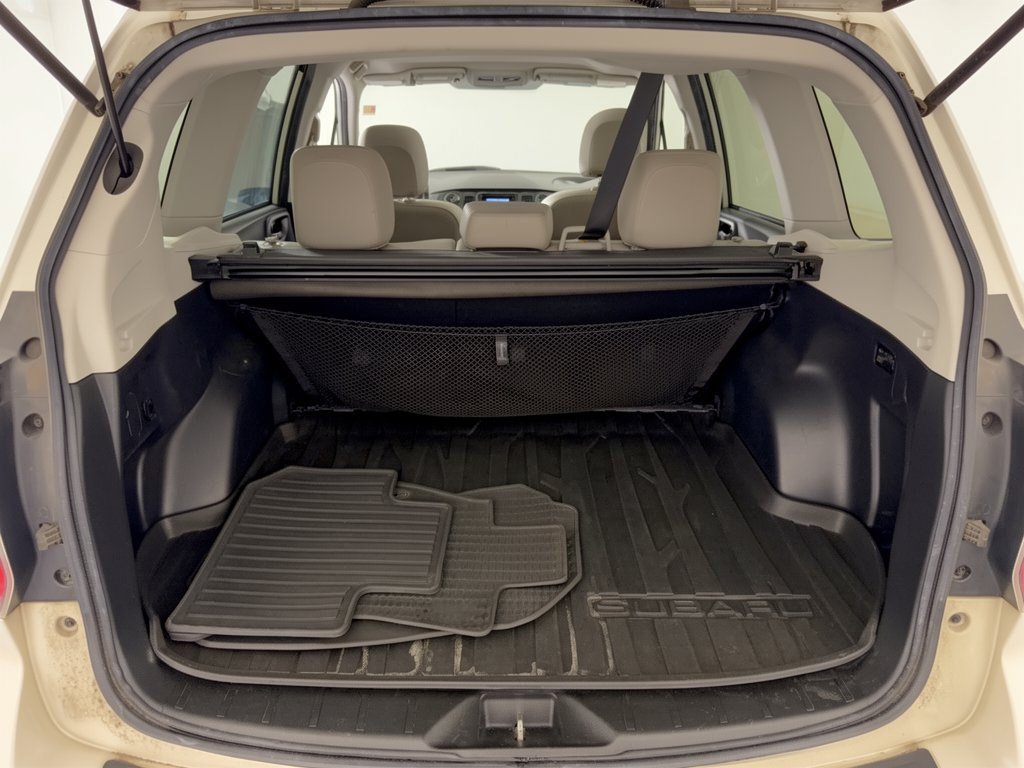 Used 2015 Subaru Forester 2.5i Limited w/ Popular Package #2 AWD/4WD image 28