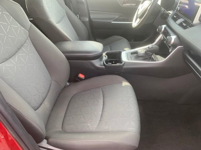 Used 2023 Toyota RAV4 XLE image 29