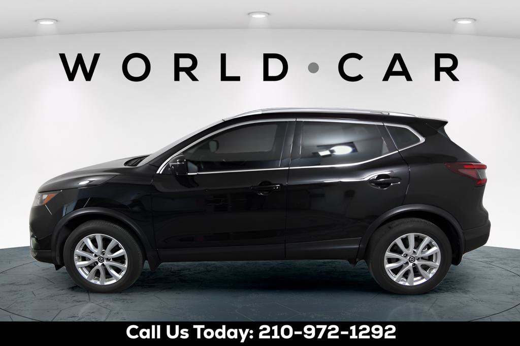 Used 2022 Nissan Rogue Sport SV w/ Technology Package image 5