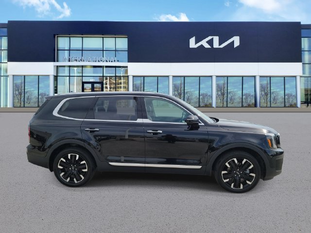 Used 2024 Kia Telluride SX AWD/4WD image 3