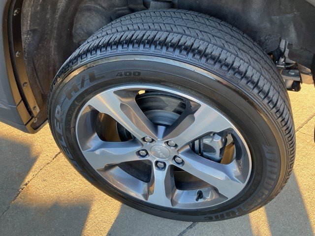 Used 2022 Jeep Grand Cherokee Limited 4xe image 29